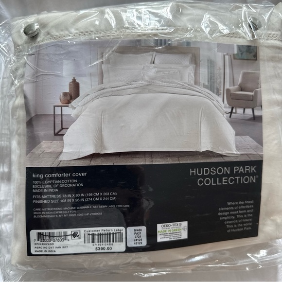 Bloomingdale's Hudson Park Collection Cream Duvet Cover With 2 Euro Pillows Sham - Picture 1 of 8